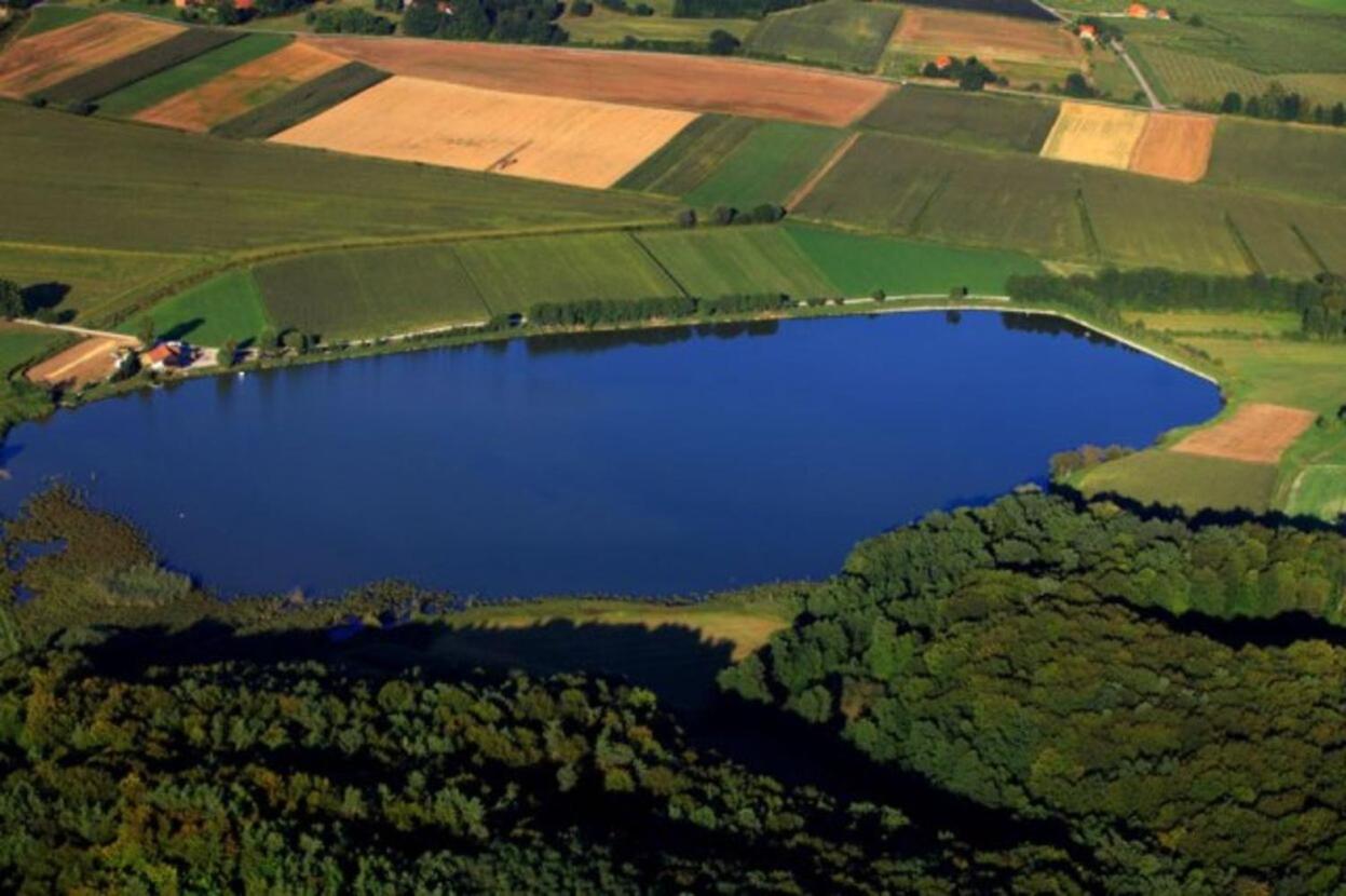 Urlaub Fuer Die Seele - Erholung Pur In Der Natur - Ferienhaus Mit Infrarotkabine & Relax-Raum Rucmanci Exteriör bild